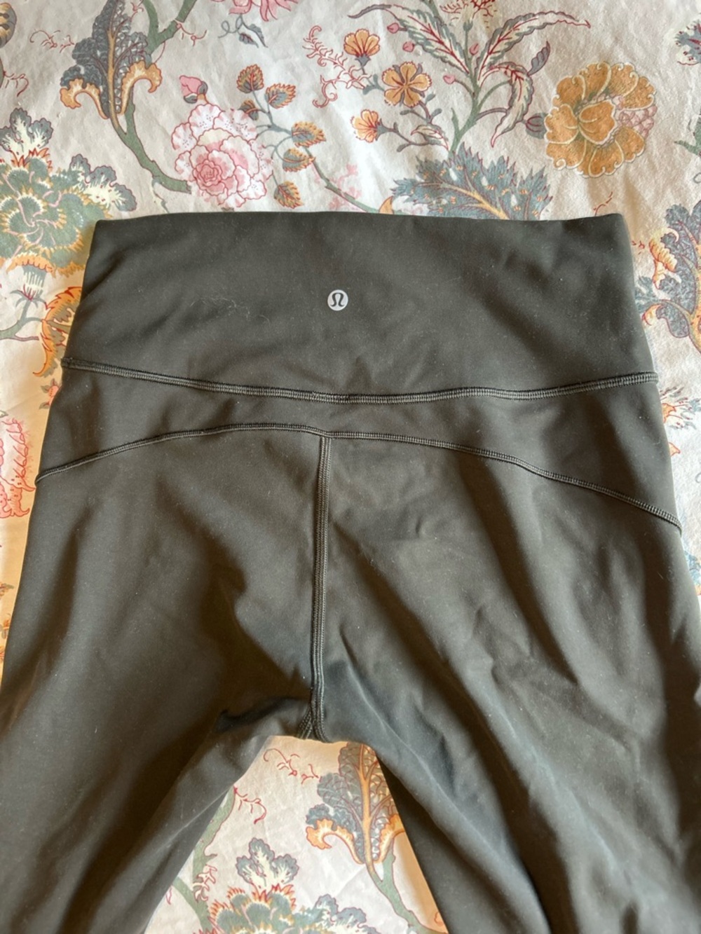 Lululemon Olive High-Rise Yoga Leggings
